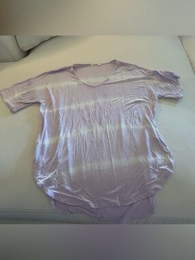 HUGE BUNDLE SALE! TRES BIEN Lavender TIE DYED V-Neck Lightweight TUNIC TEE LARGE